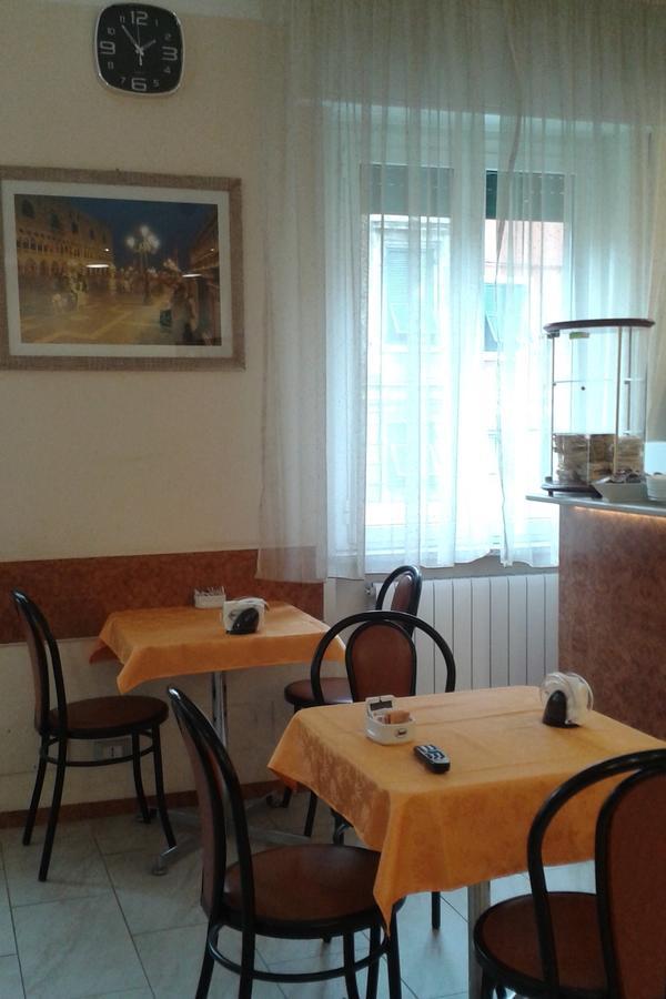 Hotel Fiumara Genoa Luaran gambar