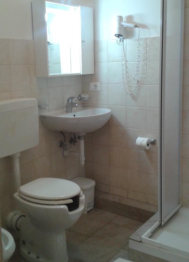 Hotel Fiumara Genoa Luaran gambar